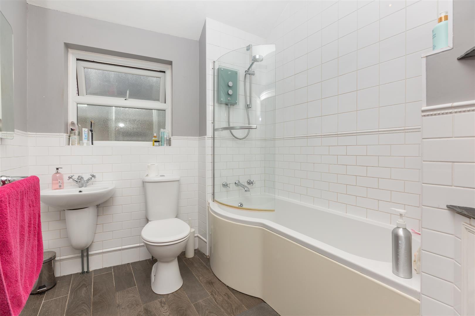 Oakwood Road, Brynmill, Swansea, SA2 0DN